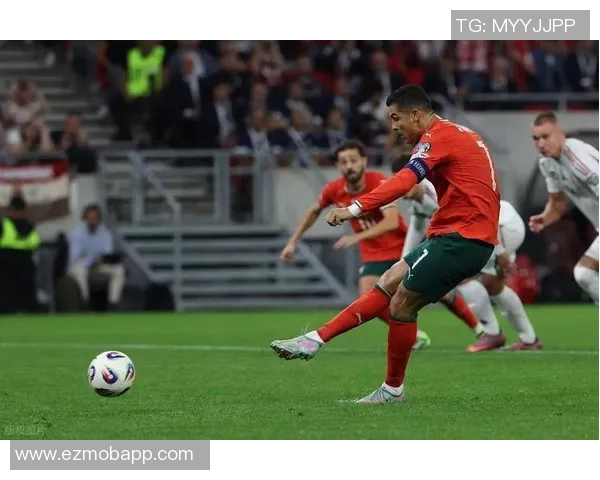 足球明星的感人故事与奋斗精神激励无数年轻人追逐梦想